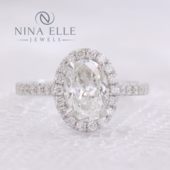 Oval Cut Halo Diamond Engagement Ring - Picture 1 of 1